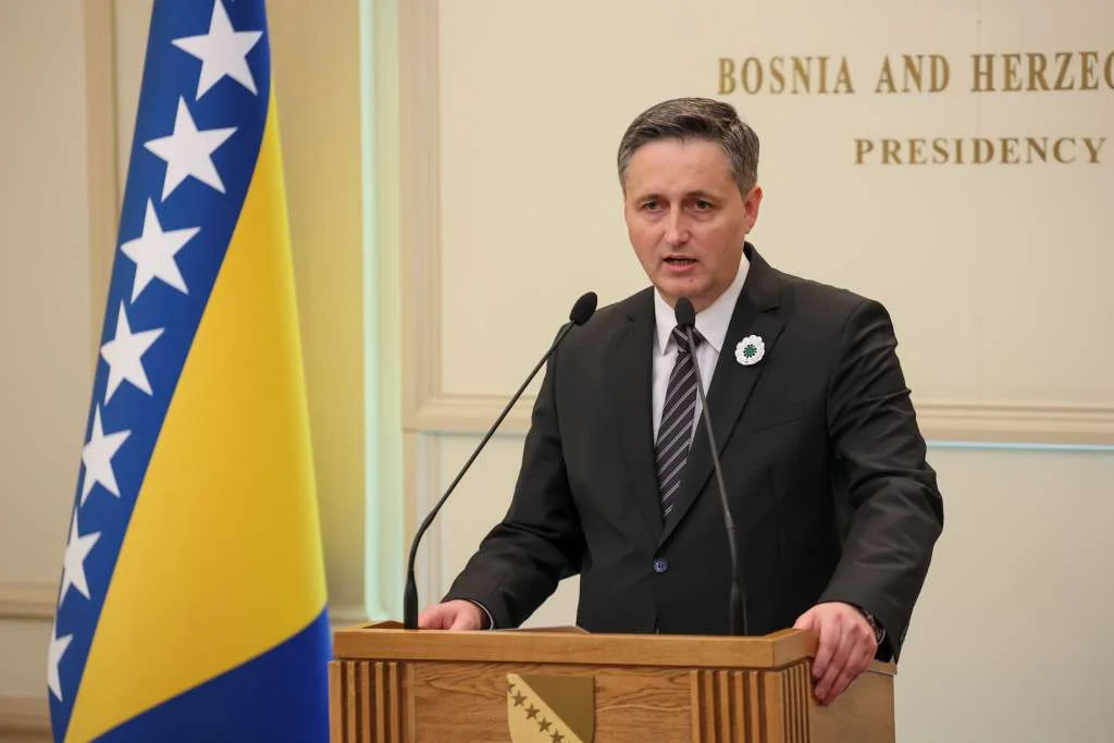 Bećirović preuzima predsjedanje Predsjedništvom