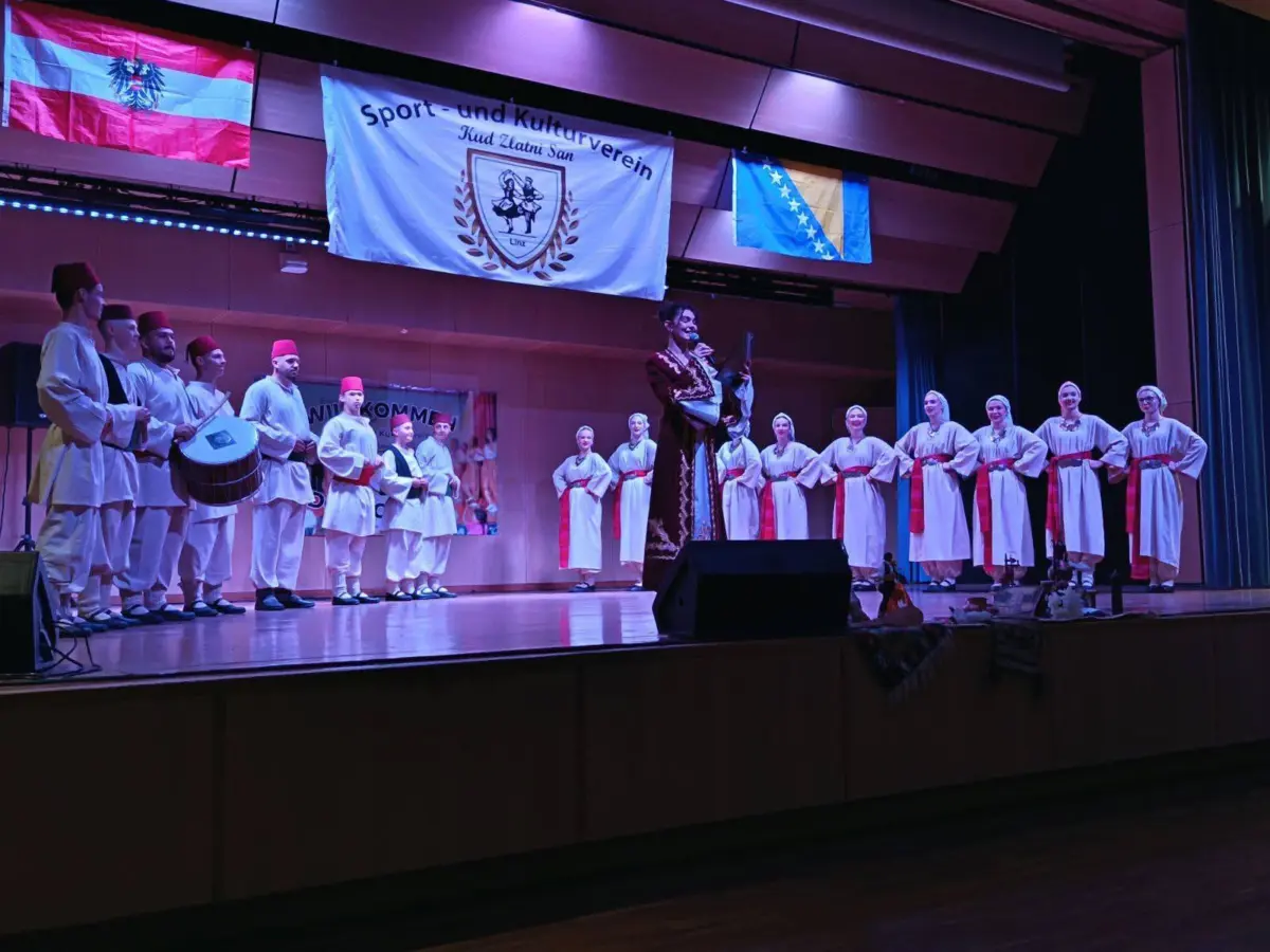 Bosanska tradicija, pjesma i folklor okupile učesnike 5. bosanskog sijela u Linzu