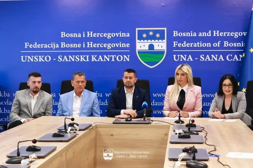Maturijada 2026 u Bihaću za sve maturante USK: Džejla Ramović i Emir Đulović nastupaju u zabavnom programu