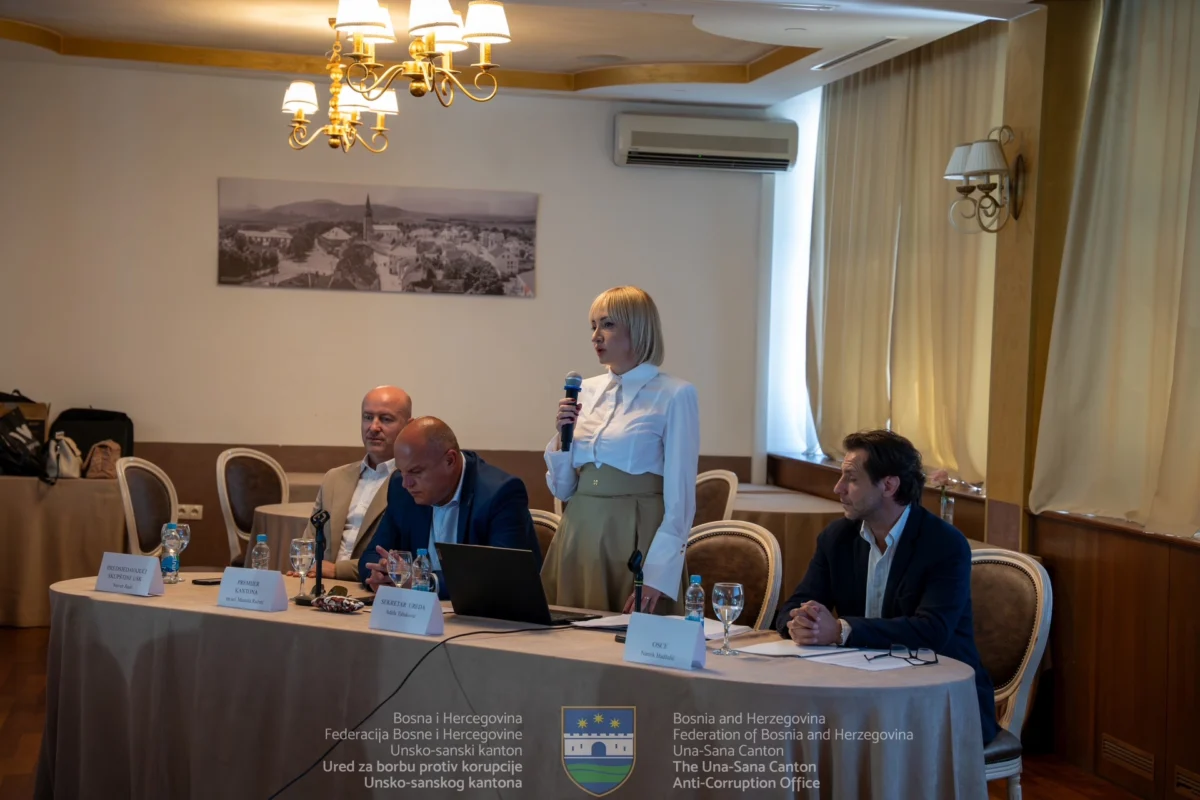 Ured za borbu protiv korupcije USK prezentirao tri nova elektronska registra