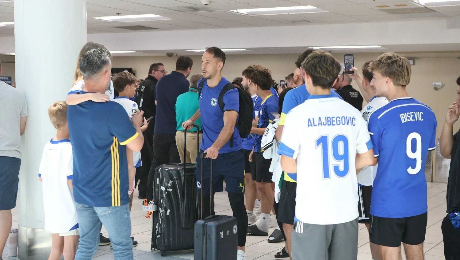 Zmajevi doputovali u St. Louis, prekookeanski let je bio drugi najpraćeniji na Flightradaru