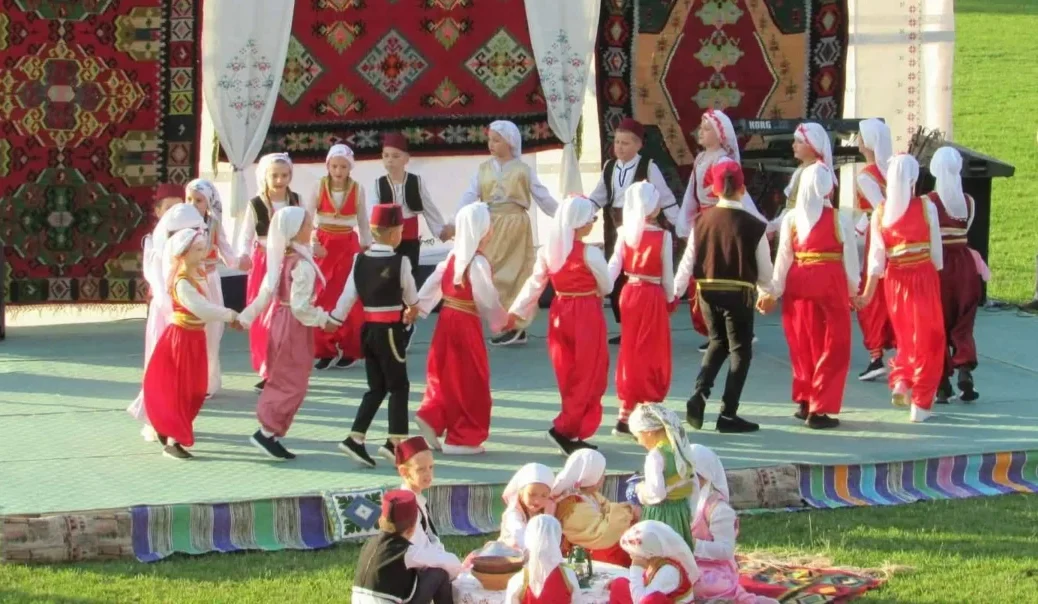 Manifestacija „Veče plesa i pjesme“ u Vrnograču potvrdila značaj očuvanja tradicije