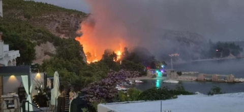 Požari u regiji i kod nas: Desetine ozlijeđenih u Omišu, niz intervencija u Velikoj Kladuši