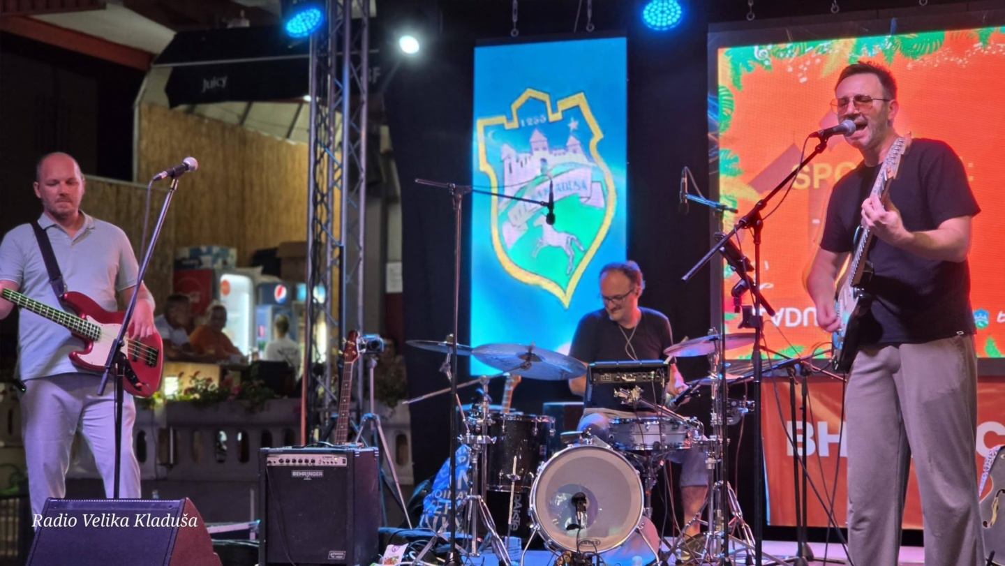 Koncert bendova Kamosutra i Jall Aux Yeux obilježili još jednu večer „Kladuškog ljeta 2026“