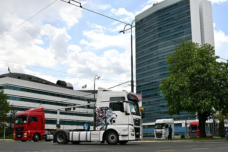 Danas veliki protest prijevoznika u Sarajevu: Usporavat će saobraćaj od Parlamenta BiH do Delegacije EU