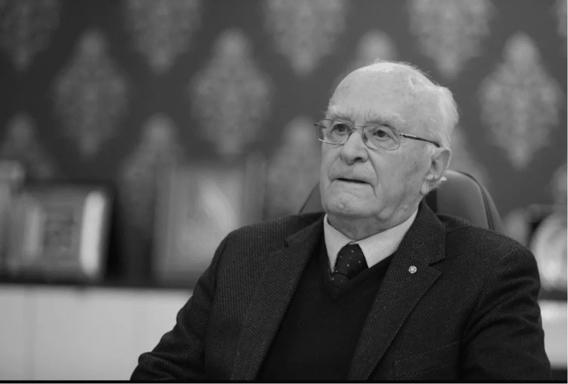 Preminuo Raif Dizdarević, bivši predsjednik Predsjedništva SFRJ