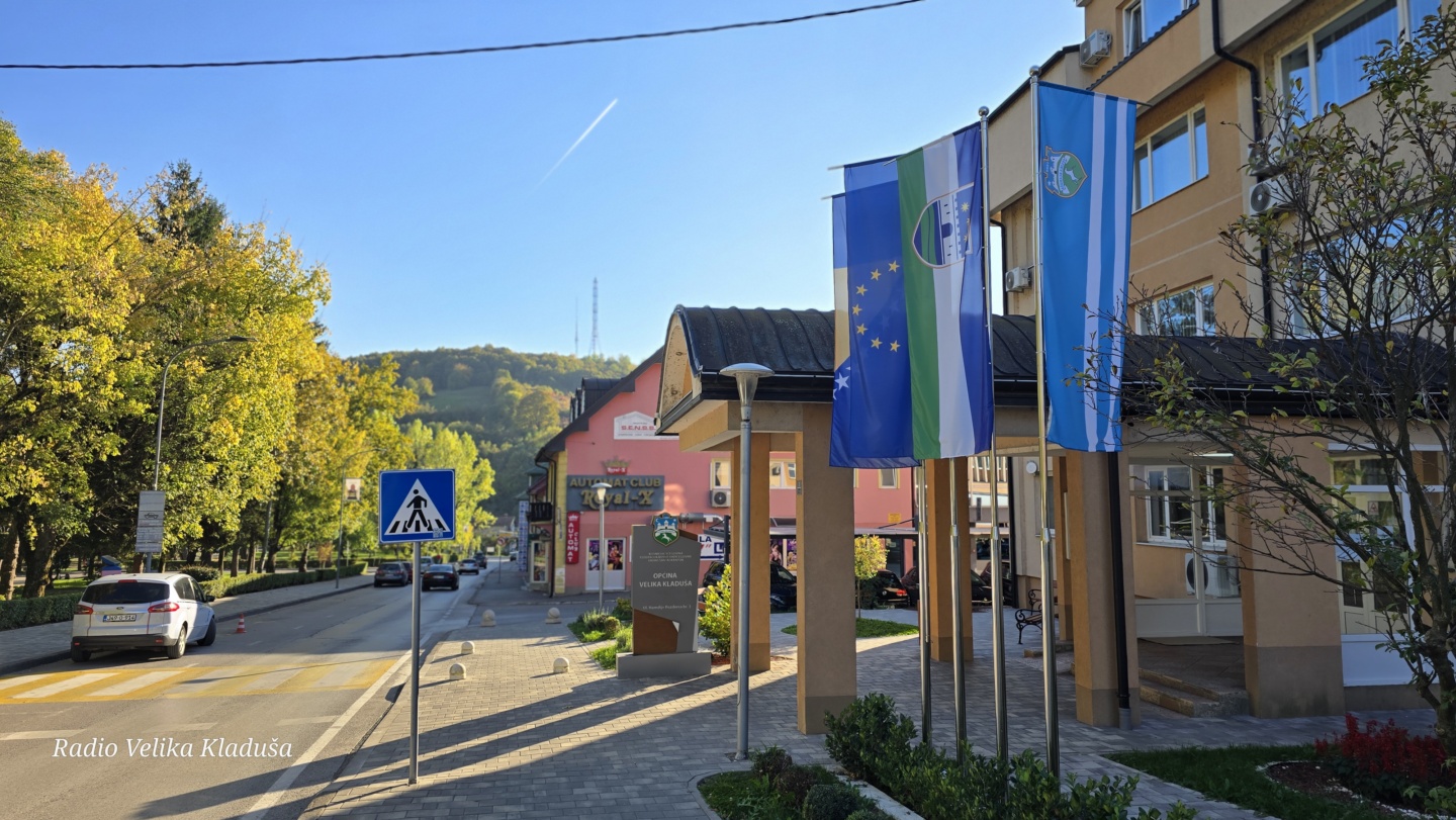 Velika Kladuša: Do 17h glasalo 10.438 birača ili 22,68 posto